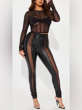 Up All Night Cut Out Leggings
